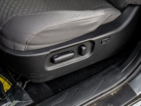 Used 2021 Toyota Tacoma SR5 image 21