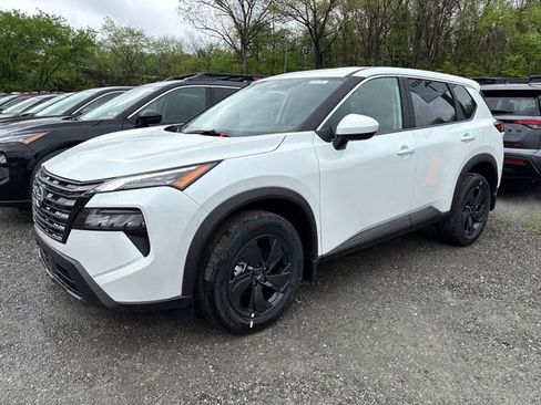 New 2026 Nissan Rogue SV w/ Cold Weather Package AWD/4WD image 1