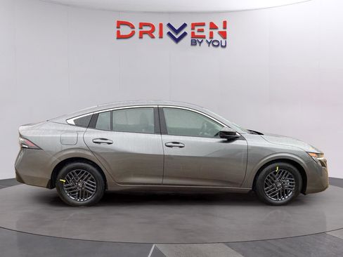 New 2026 Nissan Sentra SV w/ SV Convenience Package image 6