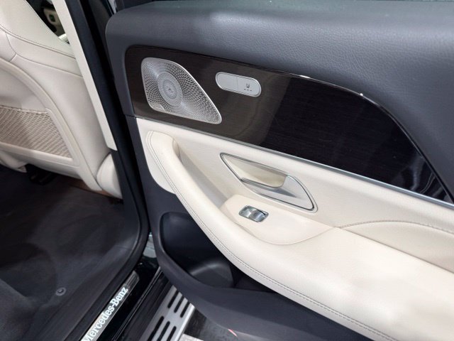 Used 2020 Mercedes-Benz GLE 350 4MATIC image 27