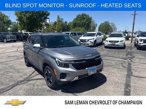 Used 2024 Kia Seltos EX AWD/4WD image 1