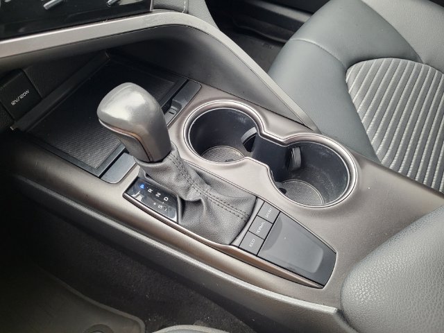 Used 2024 Toyota Camry SE FWD image 16