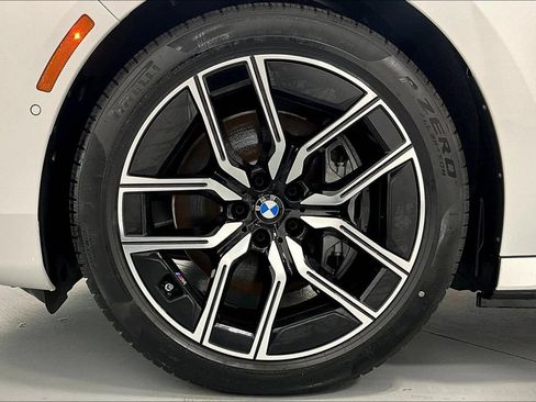 New 2025 BMW i7 eDrive50 RWD image 31