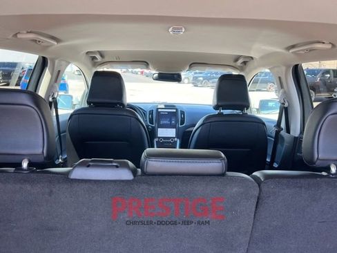 Used 2024 Ford Edge SEL image 18