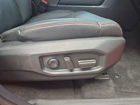 Used 2022 Toyota Tundra TRD Pro AWD/4WD image 33