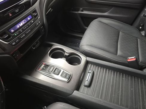 Used 2020 Honda Passport EX-L image 25