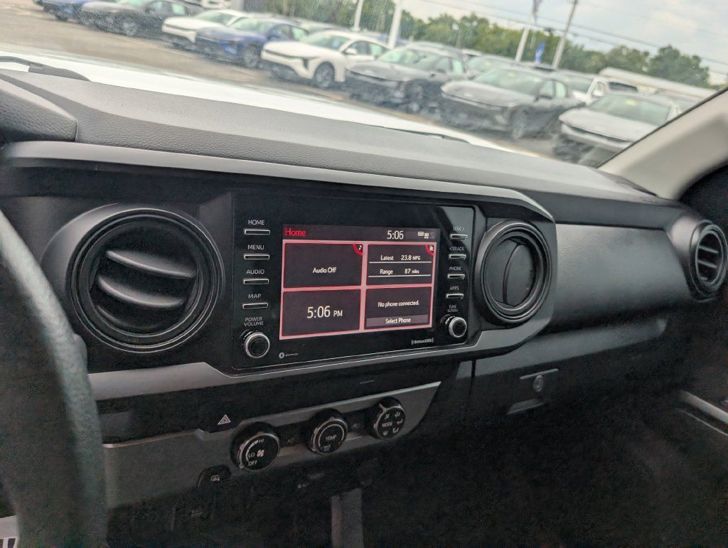 Used 2022 Toyota Tacoma SR RWD image 19