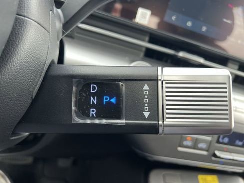 New 2026 Hyundai Kona SEL Premium FWD image 16