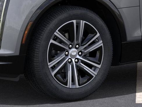 New 2026 Cadillac Lyriq Premium Luxury AWD/4WD image 9