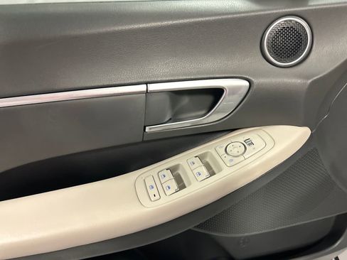 Used 2022 Hyundai Sonata SEL FWD image 12