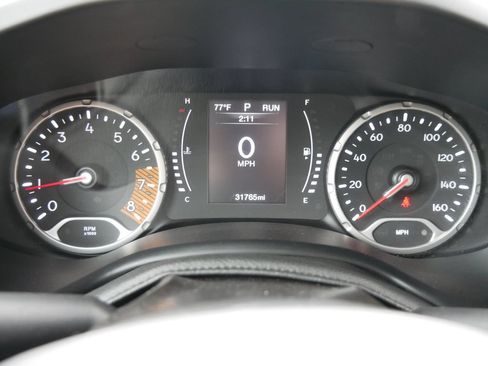 Used 2020 Jeep Renegade Latitude w/ Cold Weather Group AWD/4WD image 21