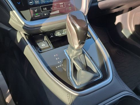 Certified 2025 Subaru Outback Premium image 19