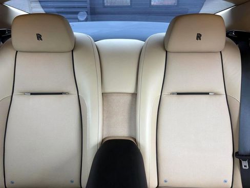 Used 2014 Rolls-Royce Wraith image 31
