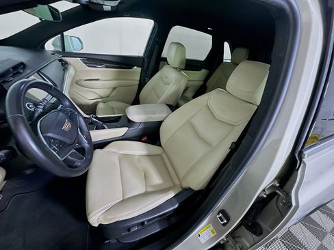 Used 2017 Cadillac XT5 FWD w/ LPO, Wheel Lock Package image 13