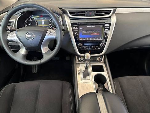 Used 2018 Nissan Murano SV FWD image 14