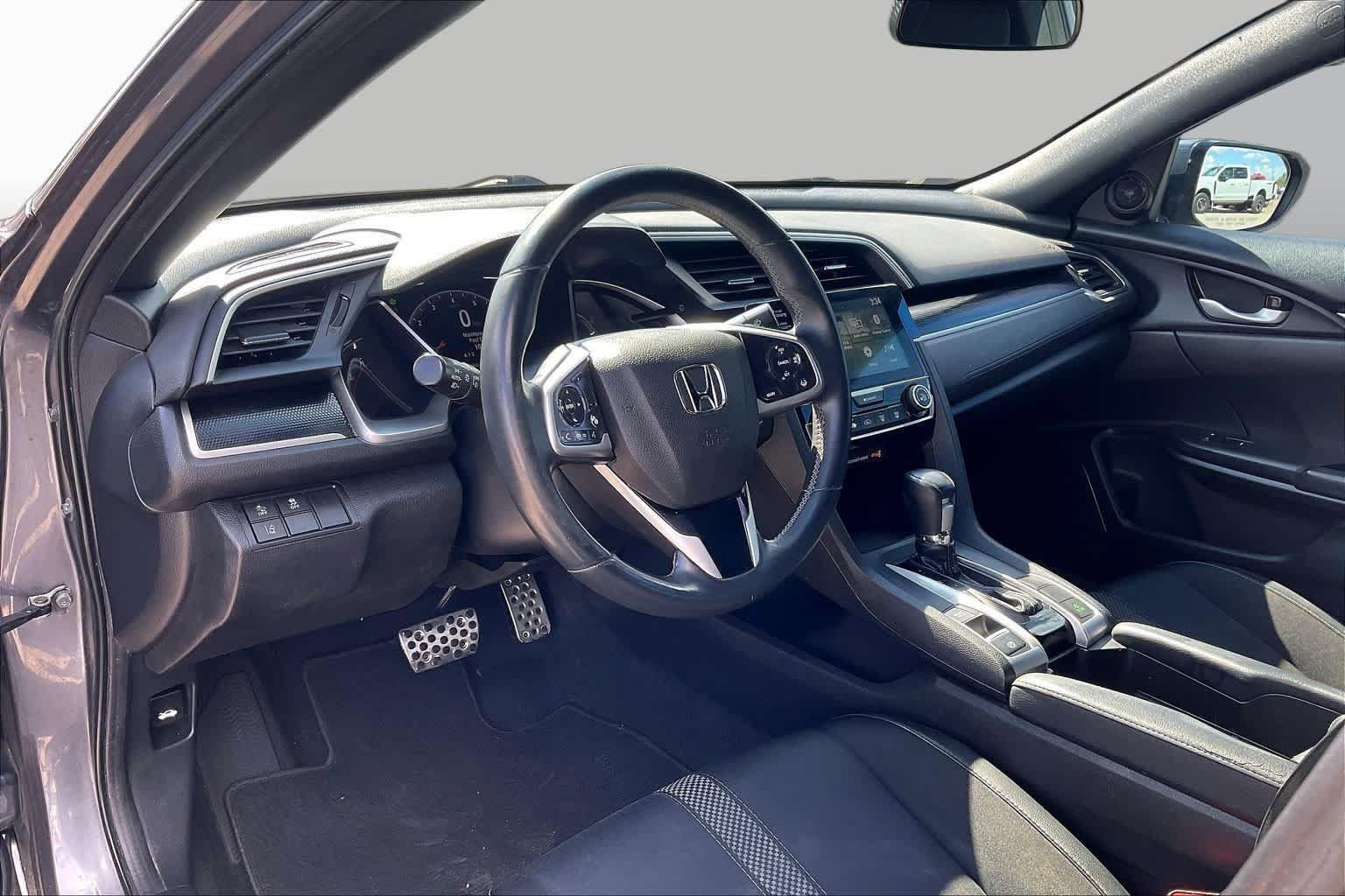 Used 2020 Honda Civic Sport image 16