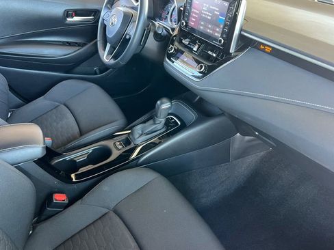 Used 2021 Toyota Corolla SE image 18