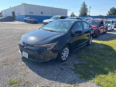 Used 2024 Toyota Corolla LE FWD image 1