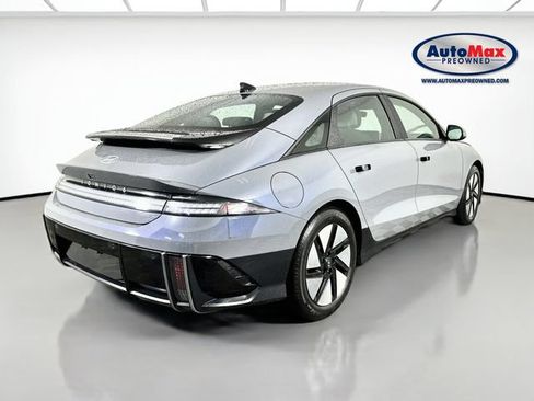 Used 2024 Hyundai Ioniq 6 SE AWD/4WD image 2