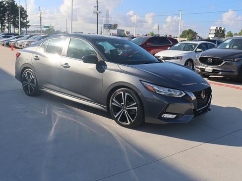 Used 2020 Nissan Sentra SR image 7