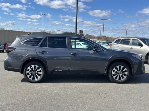 Certified 2025 Subaru Outback Limited image 45