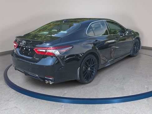 Used 2021 Toyota Camry XSE w/ Navigation Package FWD image 5