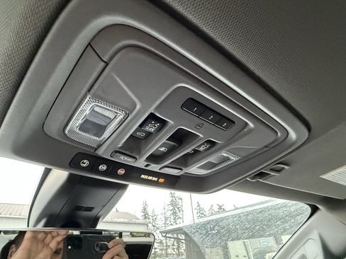 Used 2020 GMC Sierra 2500 Denali w/ Denali Ultimate Package image 19