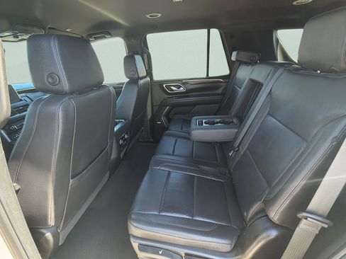 Used 2024 Chevrolet Tahoe LT RWD image 17