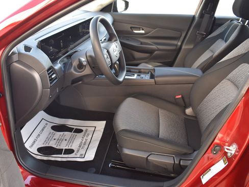 Used 2026 Nissan Sentra SV w/ Floor Mat Package FWD image 22