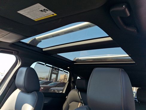 Certified 2024 MAZDA CX-90 Plug-In Hybrid w/ Premium Plus image 17