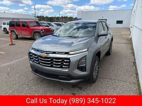 New 2026 Chevrolet Equinox LT AWD/4WD image 3