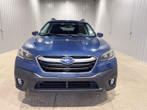 Used 2020 Subaru Outback Premium image 10