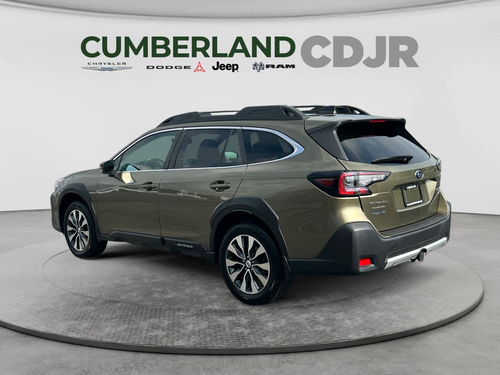 Used 2024 Subaru Outback Limited XT AWD/4WD image 4