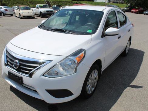 Used 2016 Nissan Versa S image 5
