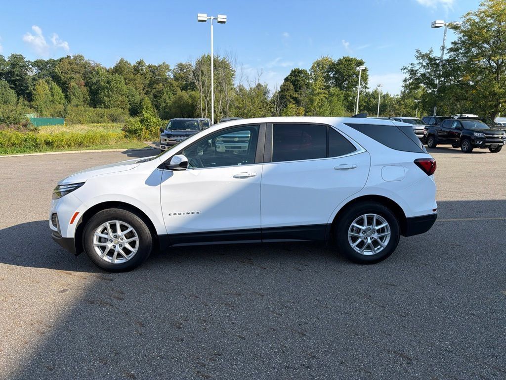 Used 2024 Chevrolet Equinox LT FWD image 6