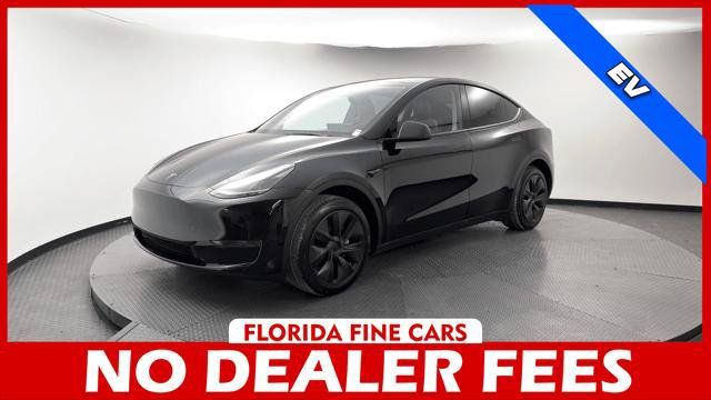 Used 2024 Tesla Model Y Long Range RWD image 1