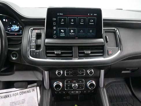 Used 2022 GMC Yukon XL SLT w/ SLT Premium Package AWD/4WD image 12