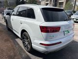 Used 2017 Audi Q7 3.0T Premium image 4