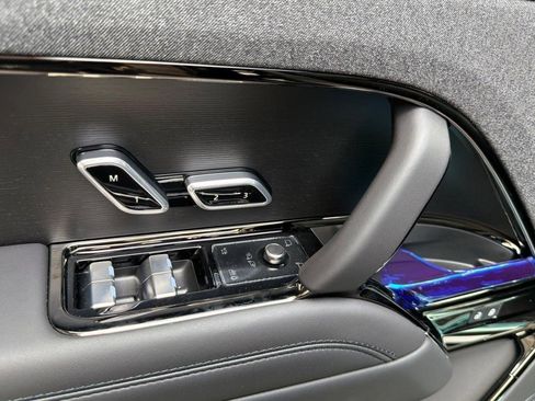 New 2026 Land Rover Range Rover Sport Dynamic SE AWD/4WD image 14