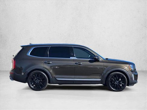 Used 2022 Kia Telluride SX w/ SX Prestige Package AWD/4WD image 4