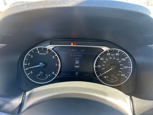 Used 2025 Nissan Altima 2.5 SV image 39