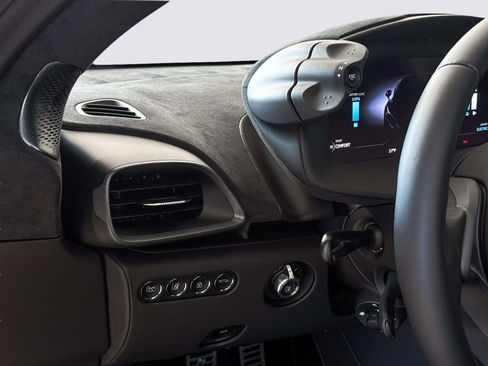 New 2026 McLaren Artura image 21