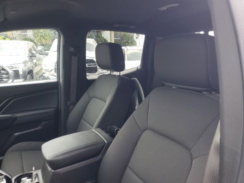 Used 2024 Chevrolet Colorado LT w/ LT Convenience Package image 16