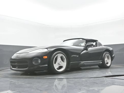 Used 1994 Dodge Viper RT/10 RWD image 30