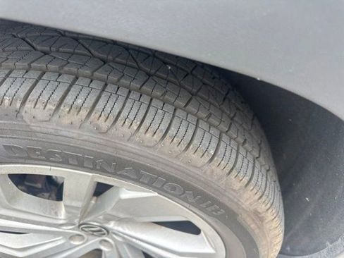 Used 2021 Volkswagen Atlas SE FWD image 12