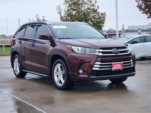 Used 2018 Toyota Highlander Limited image 2