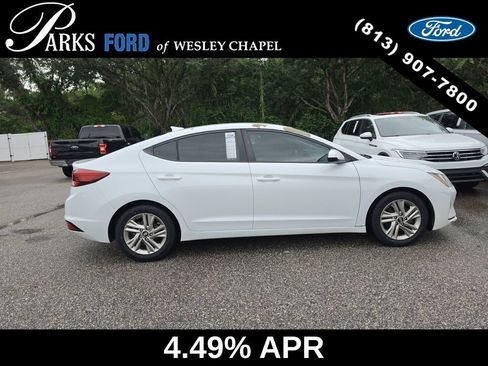 Used 2019 Hyundai Elantra SEL w/ Cargo Package FWD image 4
