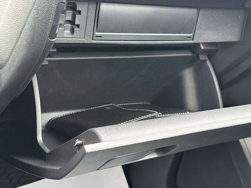 Certified 2023 Volkswagen Tiguan SE image 31