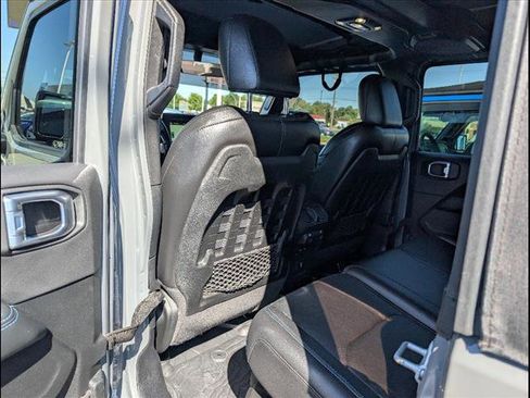 Used 2021 Jeep Wrangler Unlimited Rubicon 4xe w/ Cold Weather Group image 16