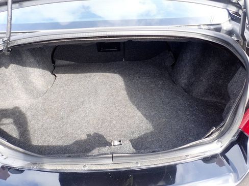 Used 2013 Dodge Avenger SE FWD image 15